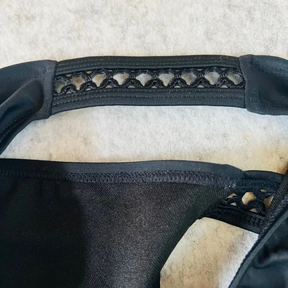 XHILARATION NWOT Bikini Swim Bottoms Cutout Sides S Beach Pool Vacation